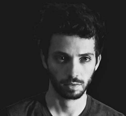Robin Manogil Chorégraphe, danseur, intervenant danse contemporaine - Corporis Fabrica